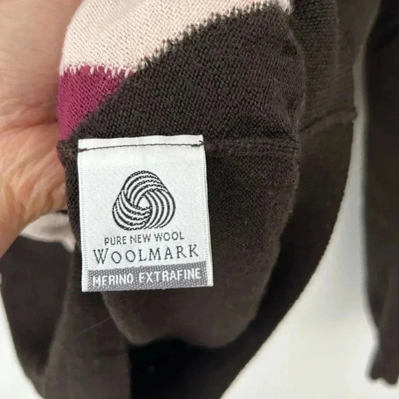 Lacoste fine merino wool argyle brown cardigan sweater - Picture 8 of 11